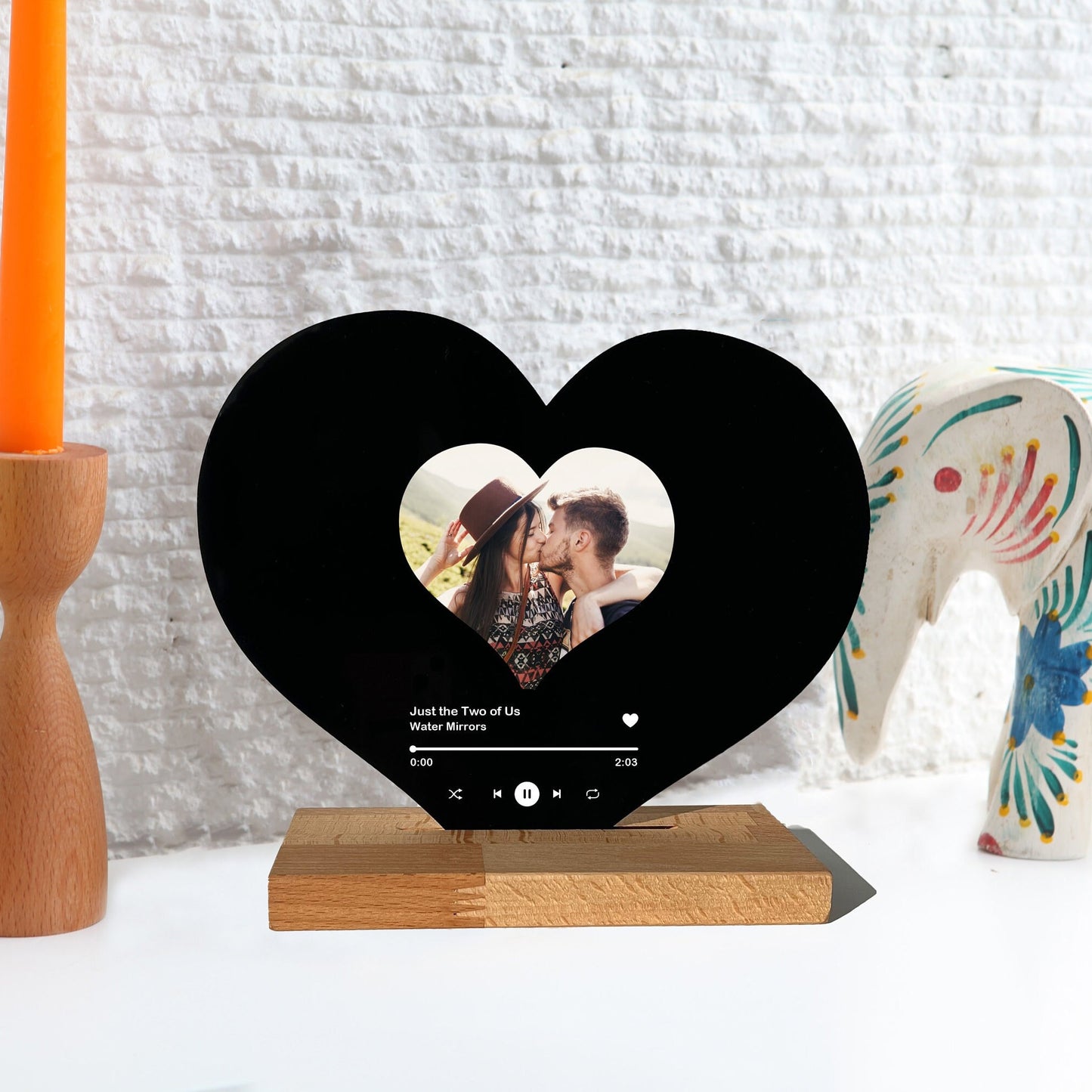 Heart-Shaped Personalized Record Display: Best Gift For Couple - Custom Song Record - Best Valentines Day Gift - Birthday Gifts for Her/His